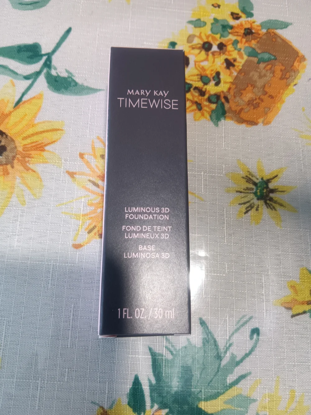 Mary Kay Timewise Luminous 3D Foundation - Beige W 160